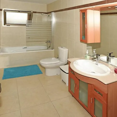 Villa Tarantos Beach